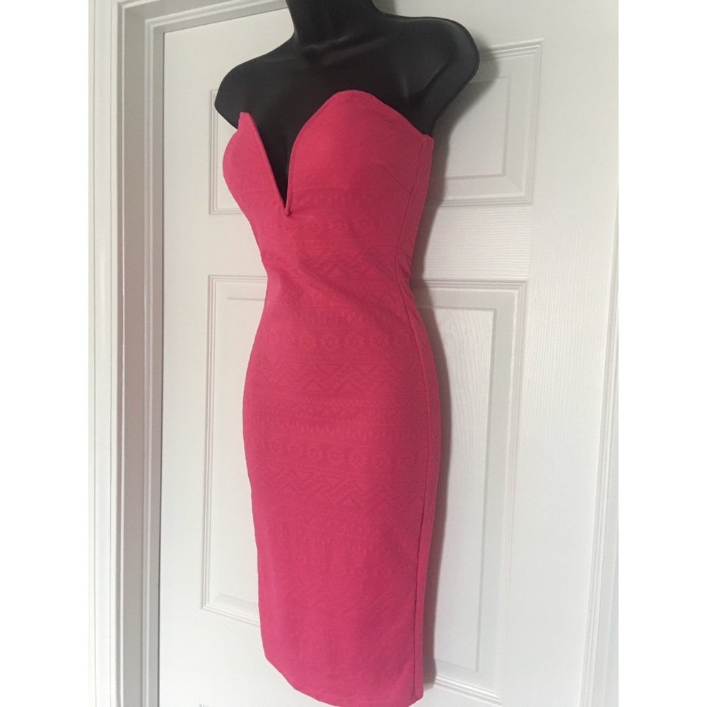 Deep-V Strapless Dress